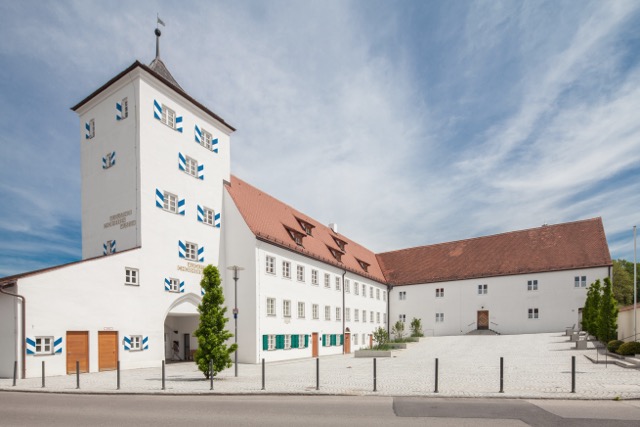 Außenaufnahme Augustiner Chorherrenmuseum; Bild: Landesstelle für die nichtstaatlichen Museen in Bayern/Felix Löchner