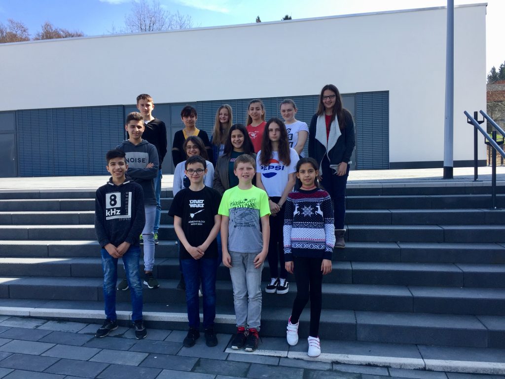 Schülerinnen und Schüler der Klasse 7e und der Intensivklasse DaZ der TKS Grünberg