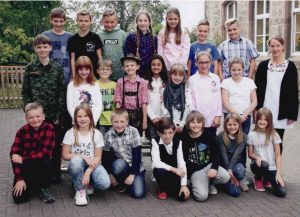 Klasse 4 der Mittelpunktschule in Lichtenfels-Goddelsheim